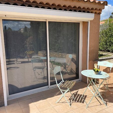 Studio Charmant Avec Terrasse Lançon-Provence Esterno foto