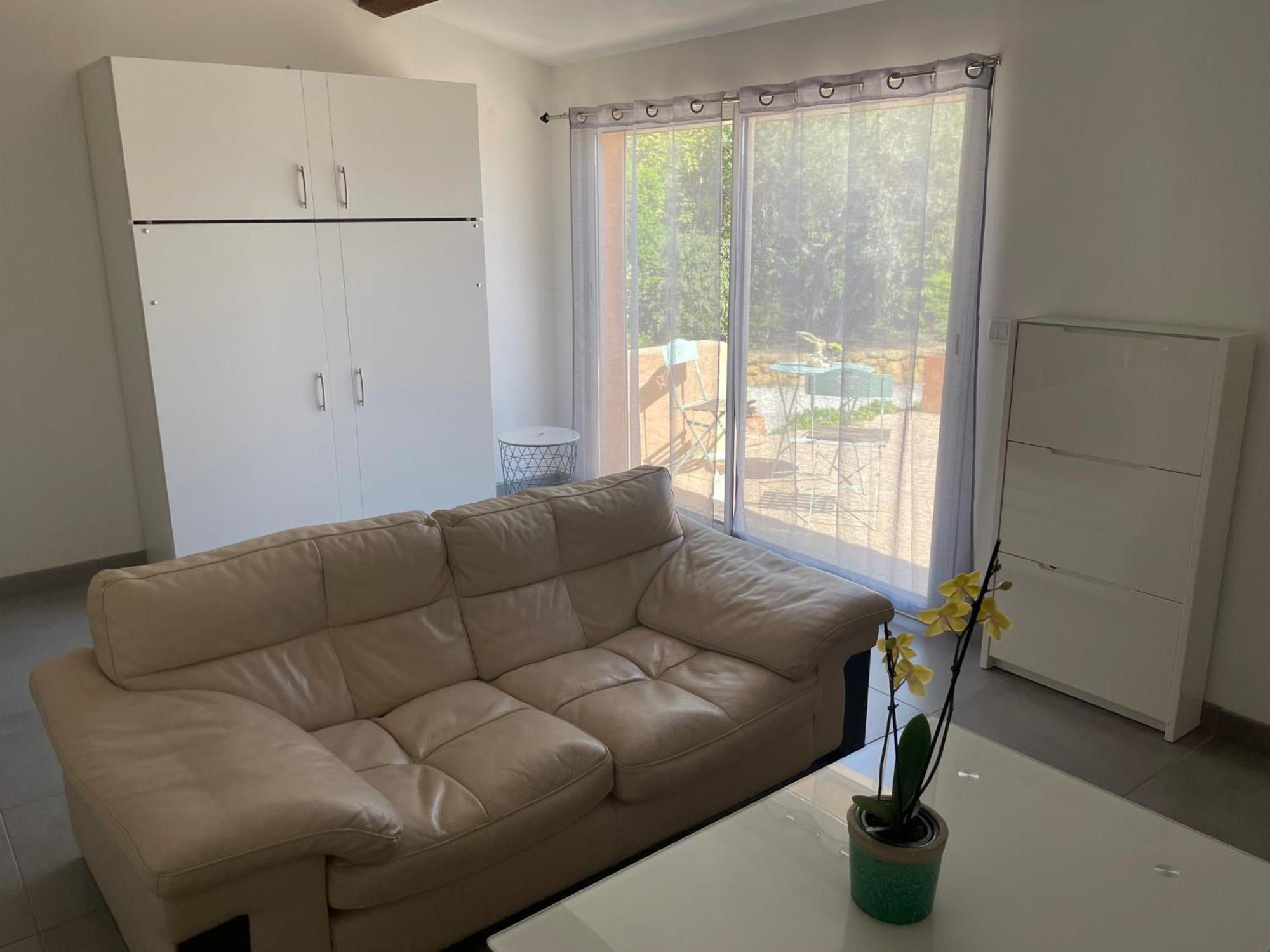 Studio Charmant Avec Terrasse Lançon-Provence Esterno foto